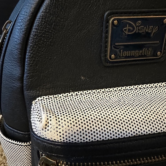 Mickey Mouse and Pluto Best Friends Great Day Loungefly Backpack RARE - Picture 5 of 8